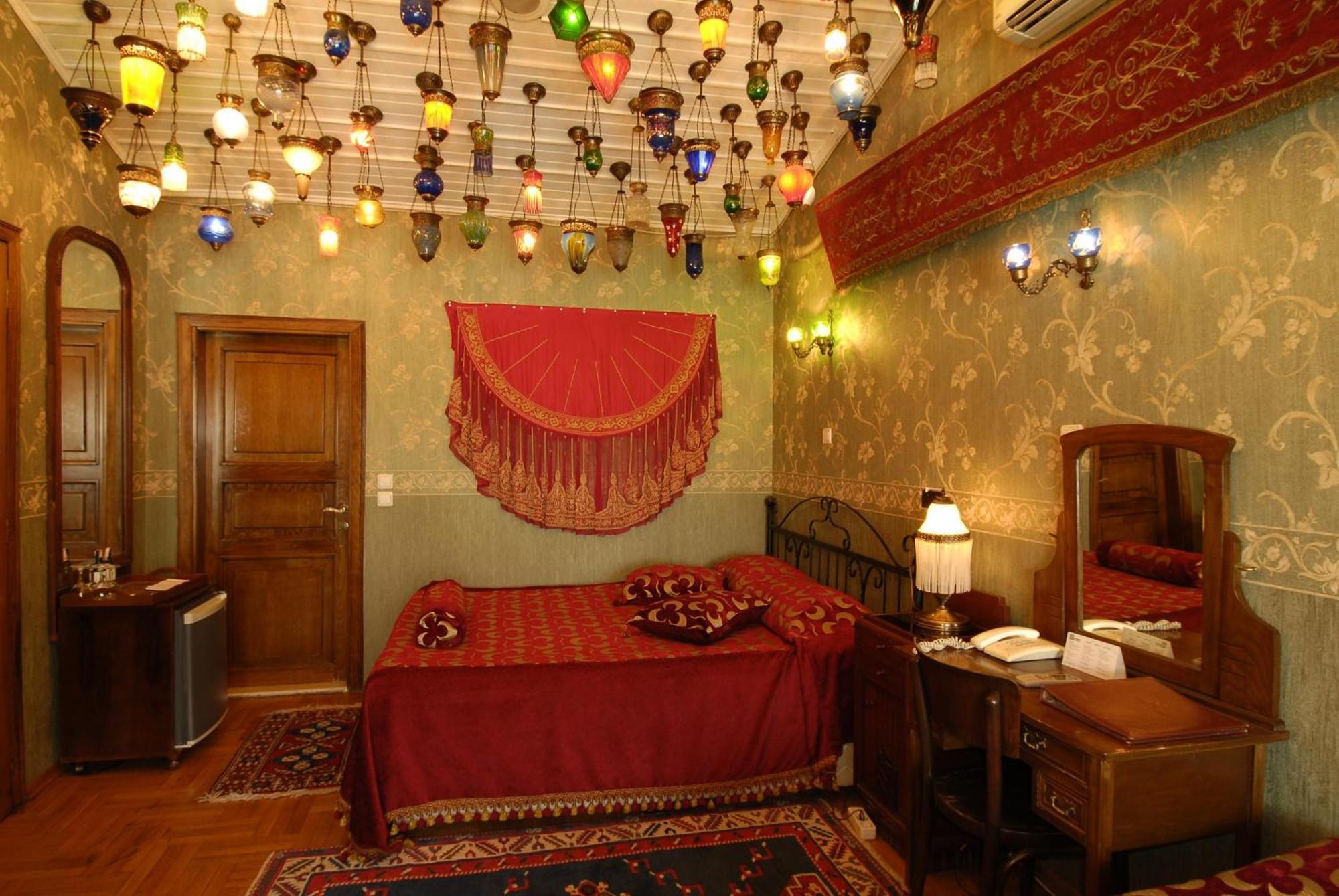 Hotel Kybele 3*
